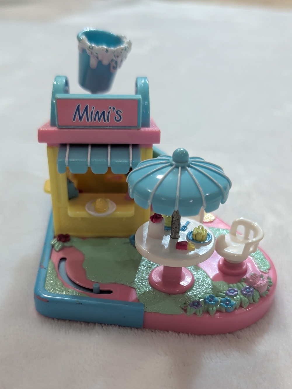 1994 Blue Bird Polly Pocket Mimi's Ice Cream Parlor